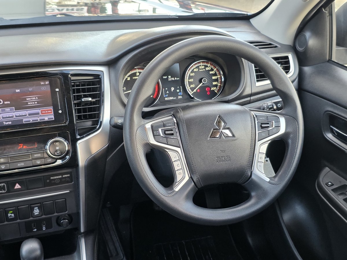 2022 Mitsubishi Triton GLX+ MR MY22 4X4 Dual Range image 15