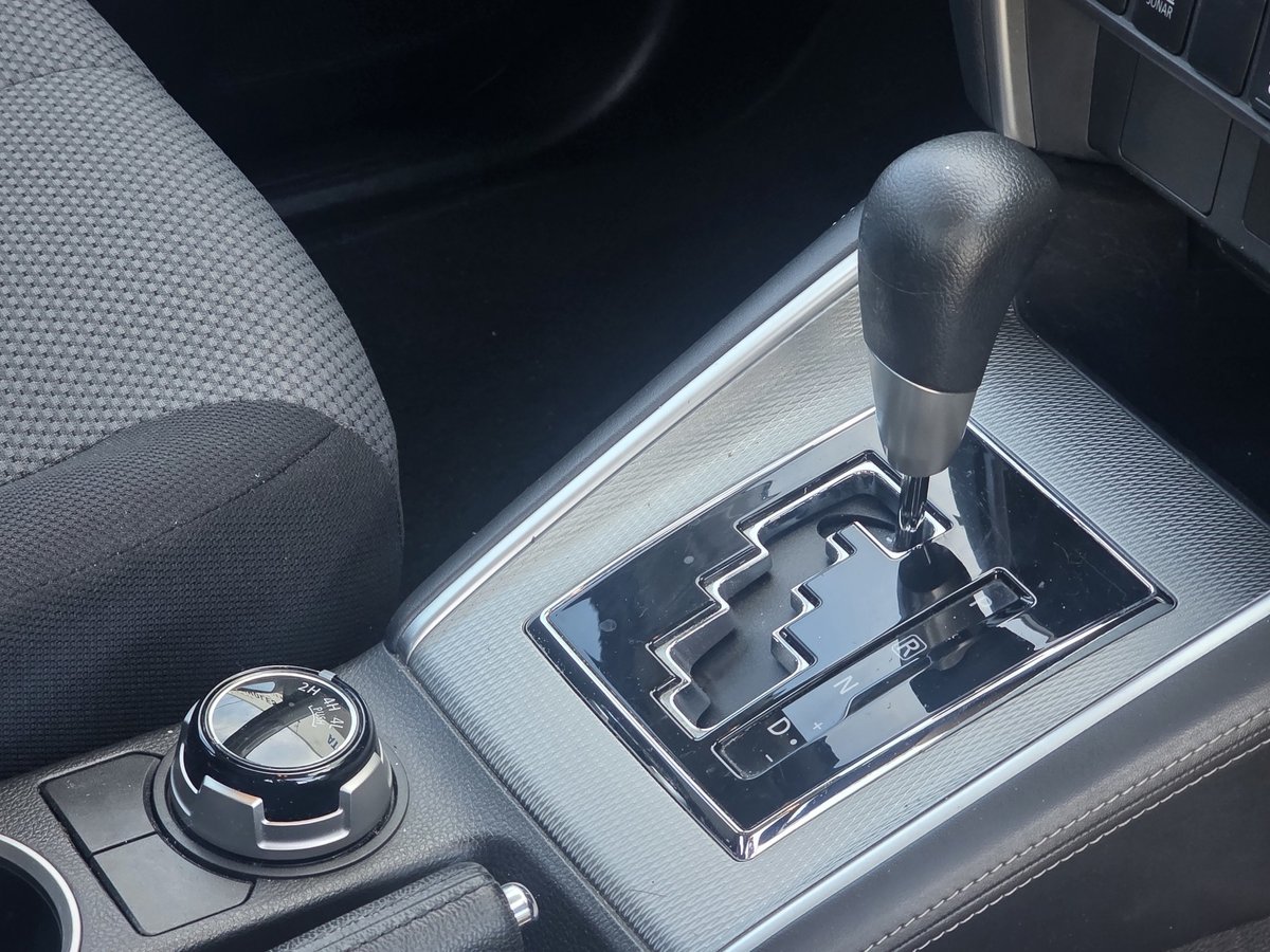 2022 Mitsubishi Triton GLX+ MR MY22 4X4 Dual Range image 17