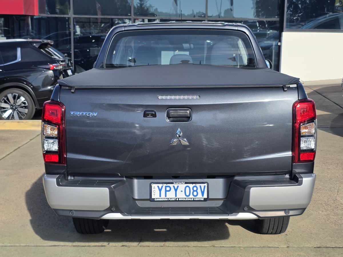 2022 Mitsubishi Triton GLX+ MR MY22 4X4 Dual Range image 7