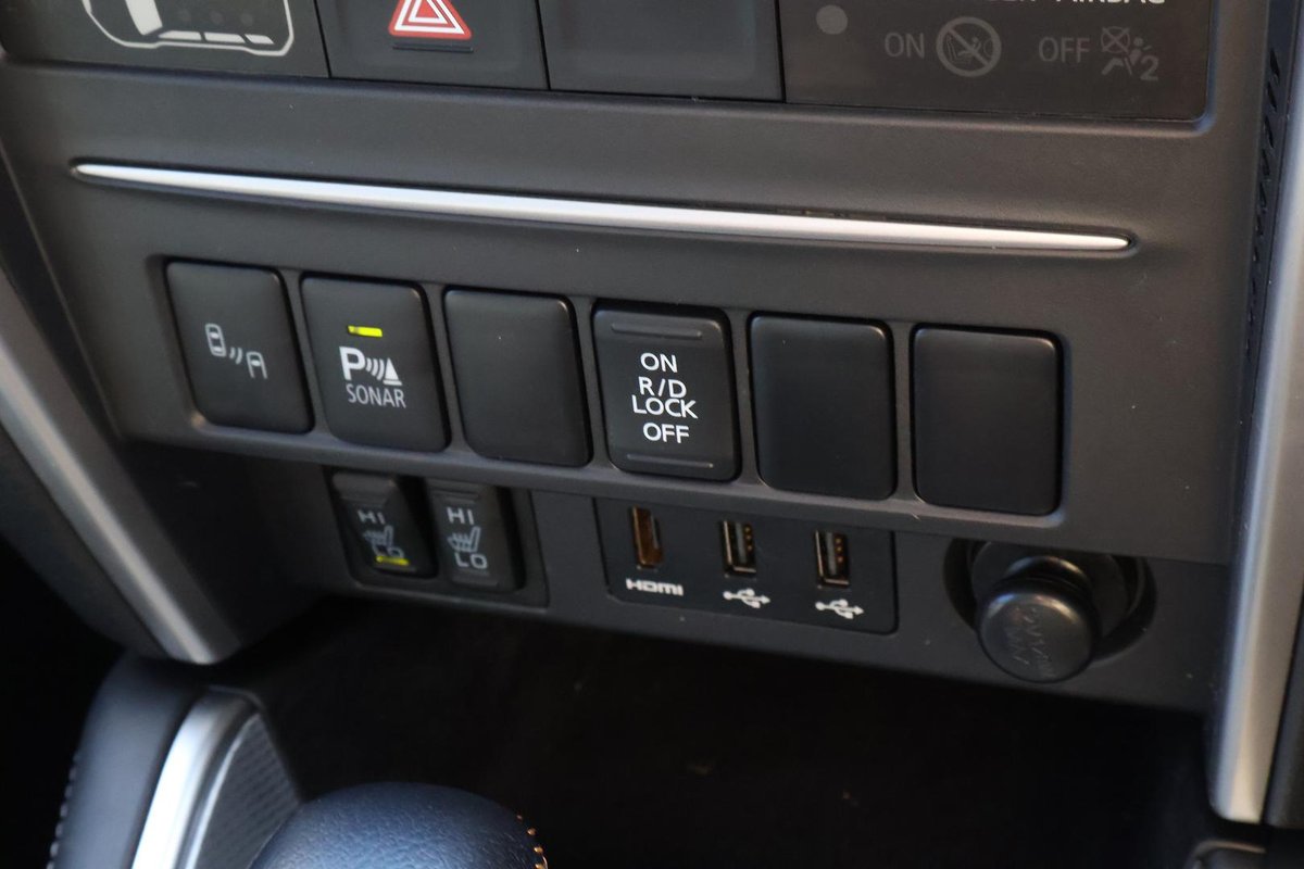 2020 Mitsubishi Triton GSR MR MY20 4X4 Dual Range image 20