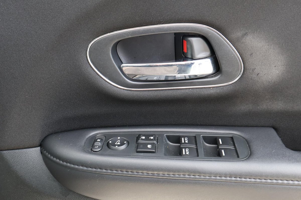 2015 Honda HR-V VTi MY15 image 22