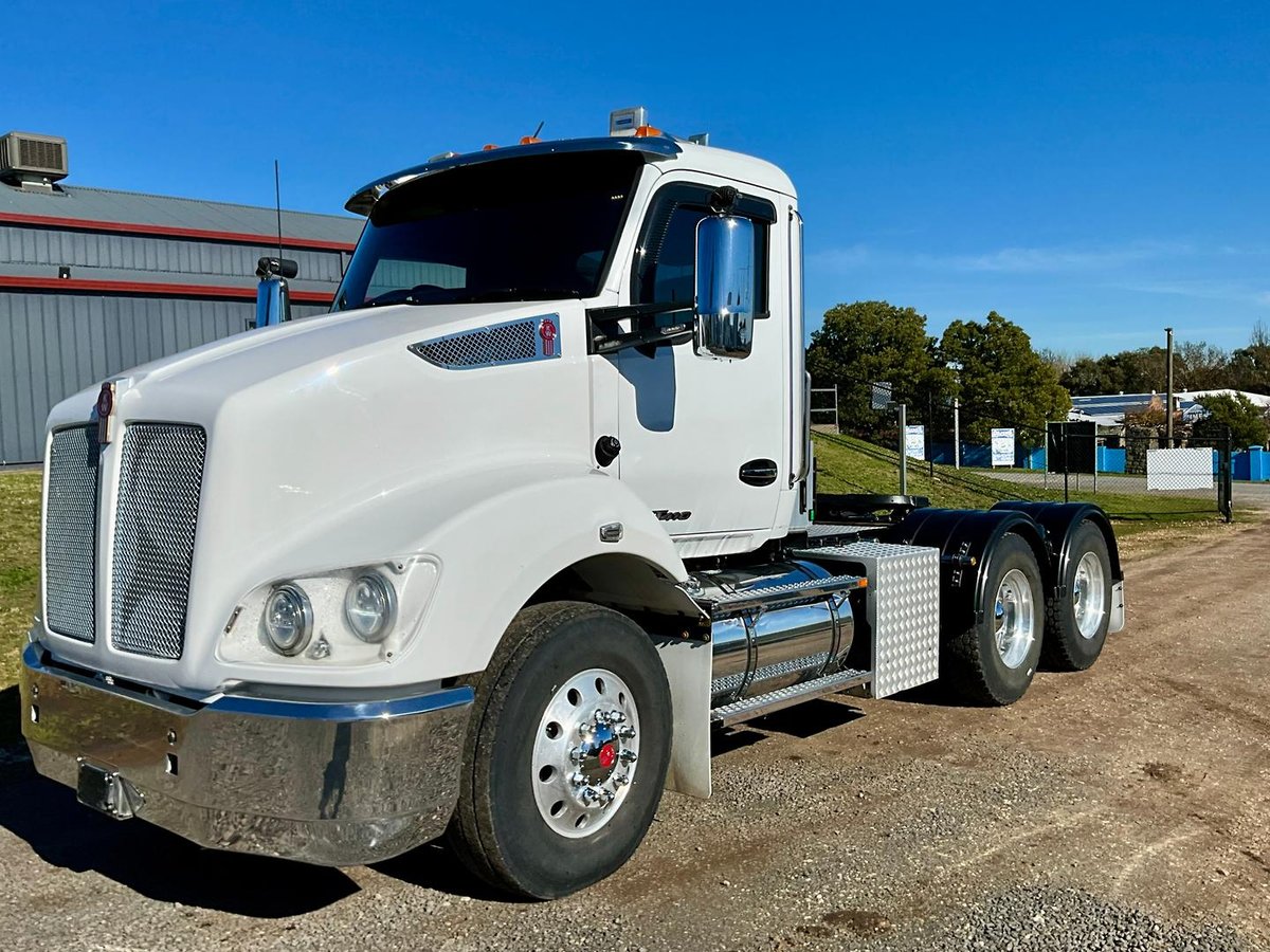 2022 Kenworth T410 image 27