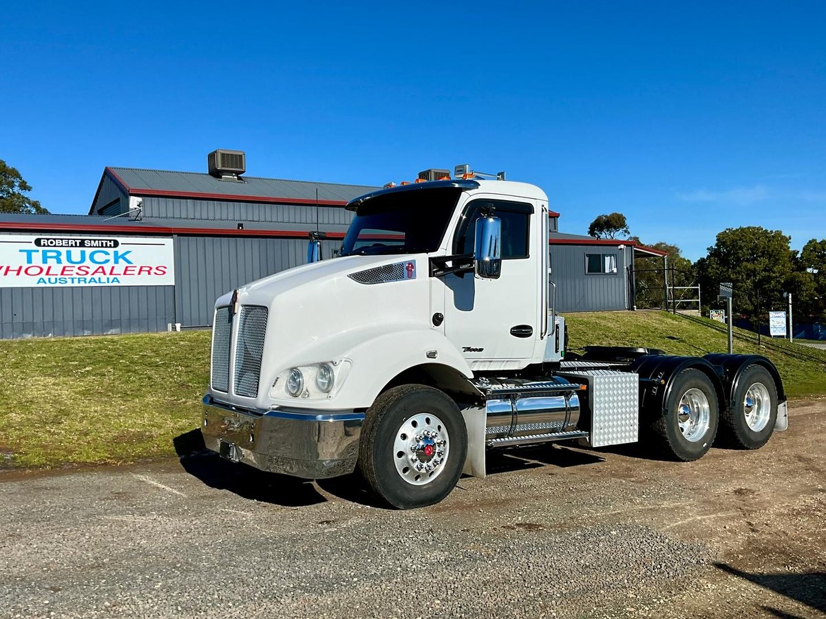 2022 Kenworth T410 image 6