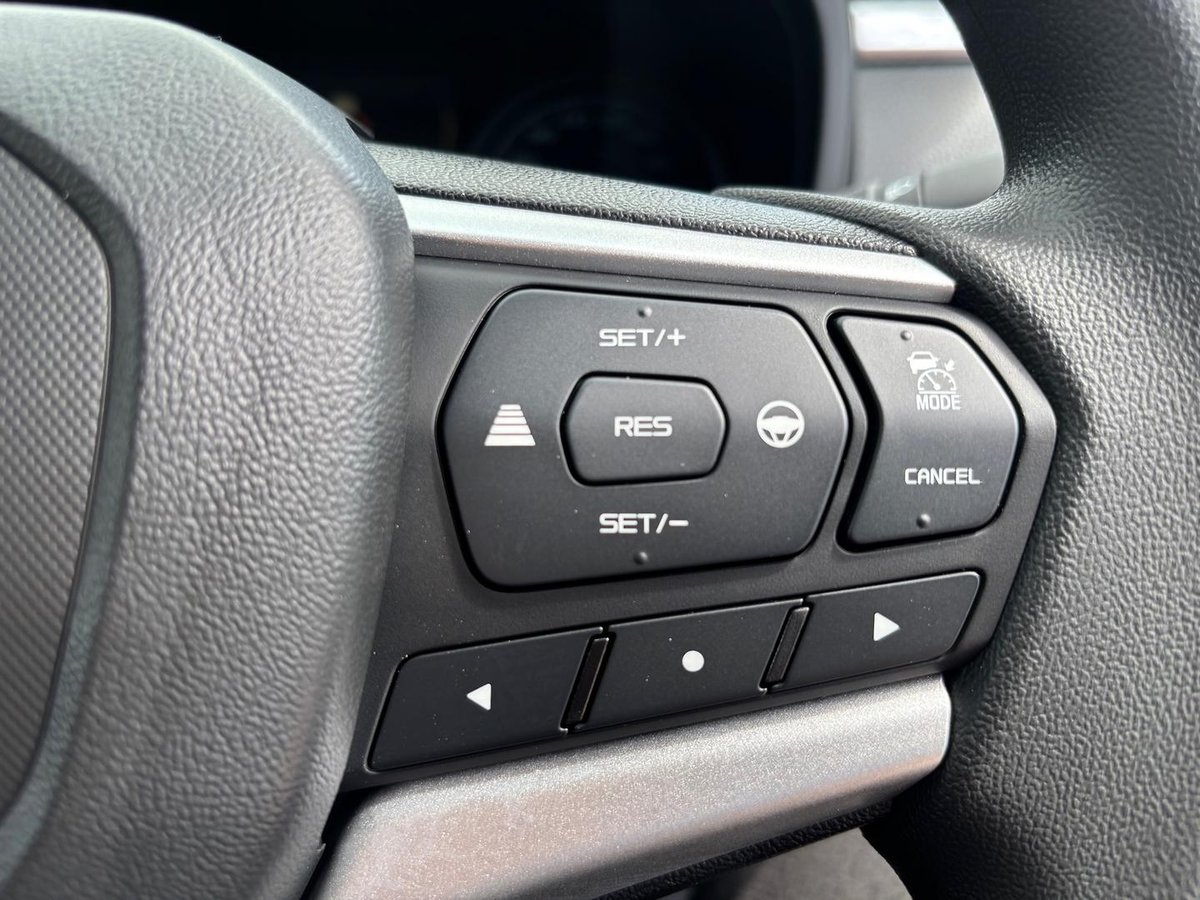 2026 Isuzu D-MAX SX MY25.5 4X4 Dual Range image 12