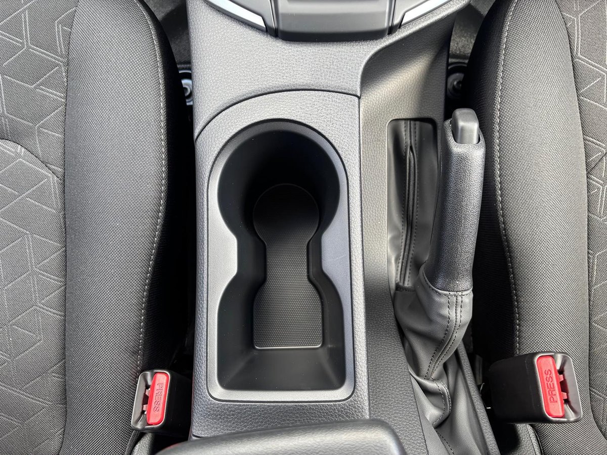 2026 Isuzu D-MAX SX MY25.5 4X4 Dual Range image 16