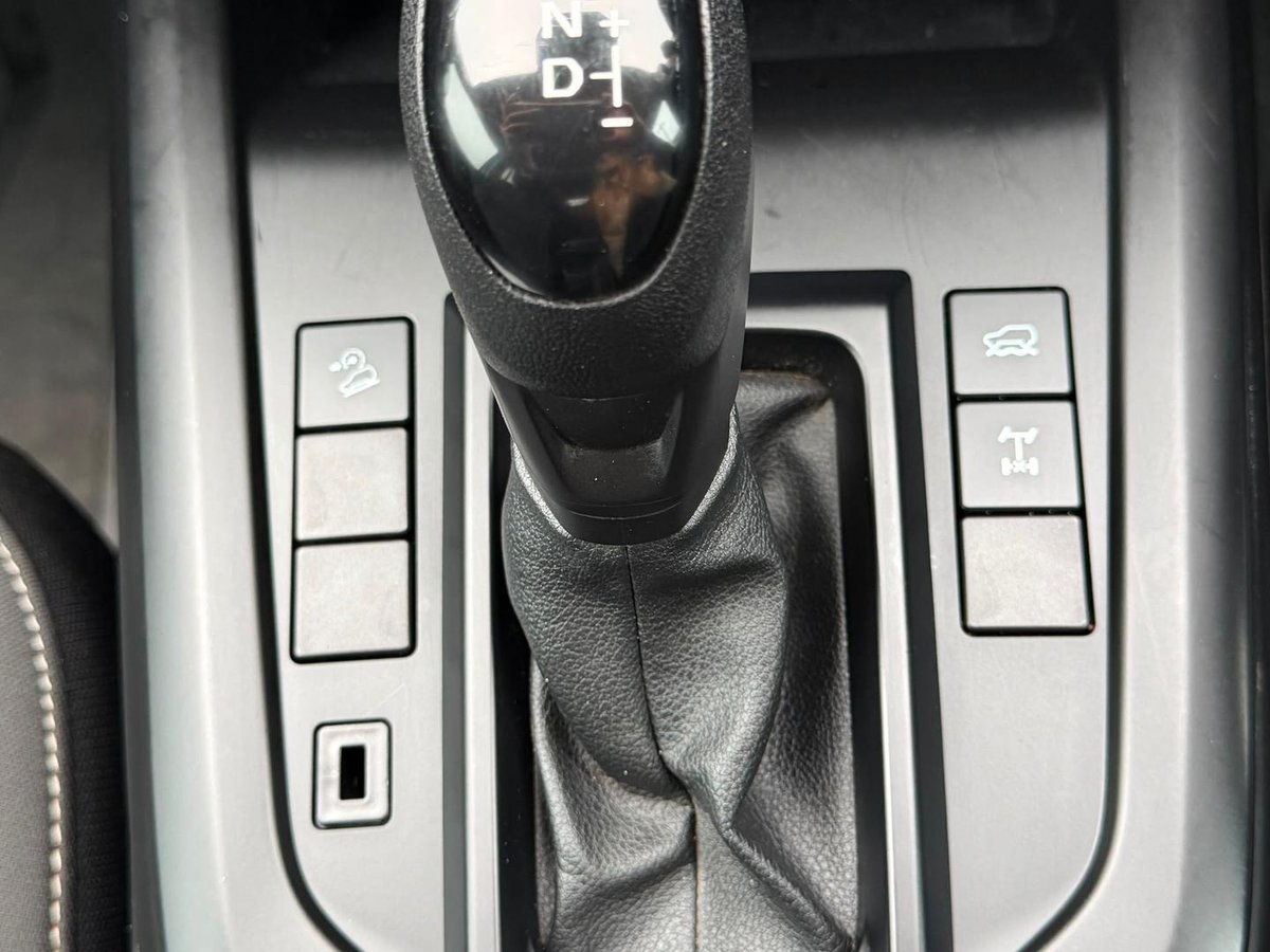 2026 Isuzu D-MAX SX MY25.5 4X4 Dual Range image 18