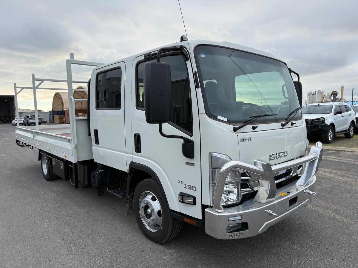 2025 Isuzu N Series NPR 75-190 image 7