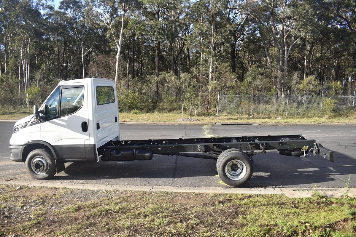 2026 Iveco Daily 70C21 image 9