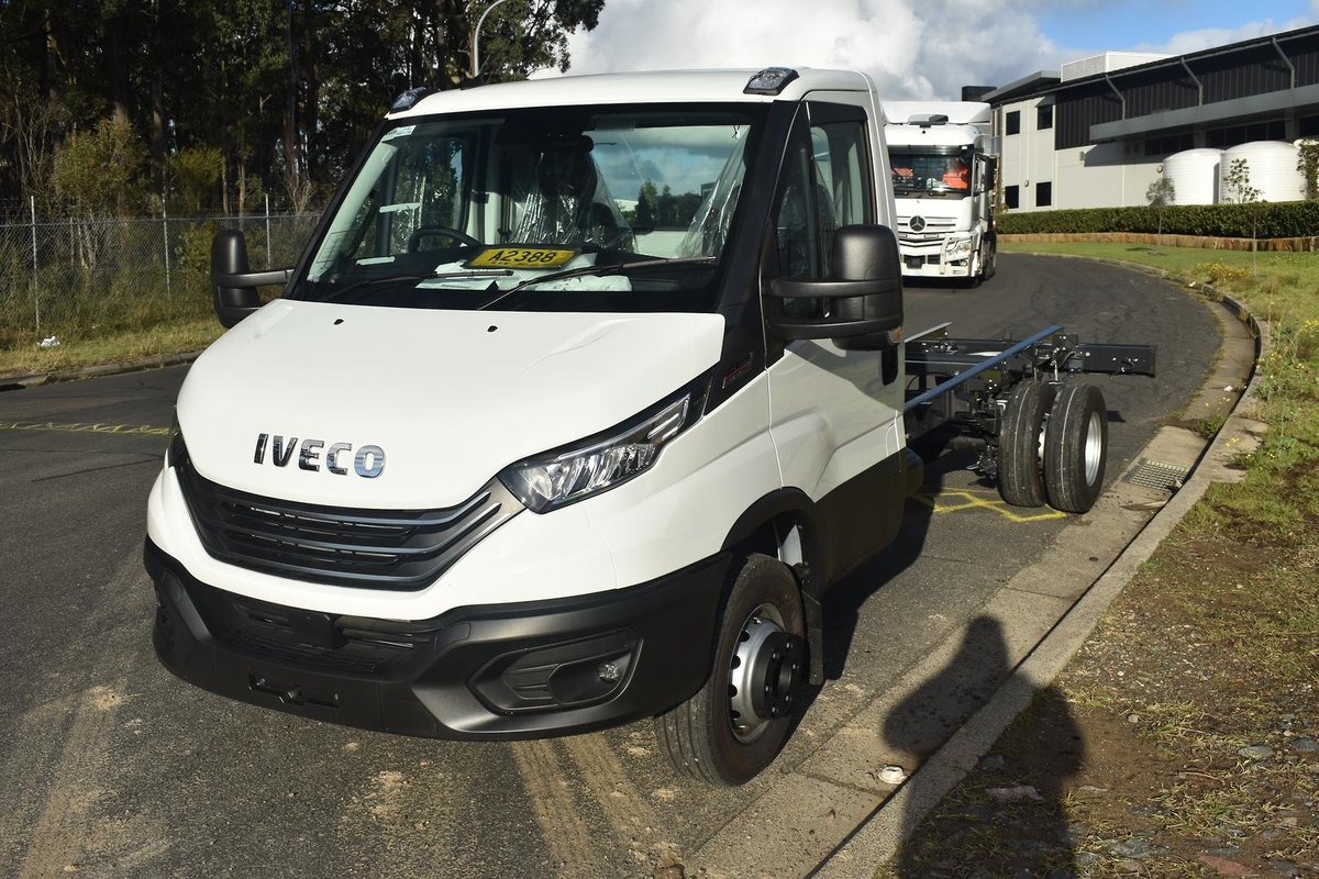 2026 Iveco Daily 70C21 image 2