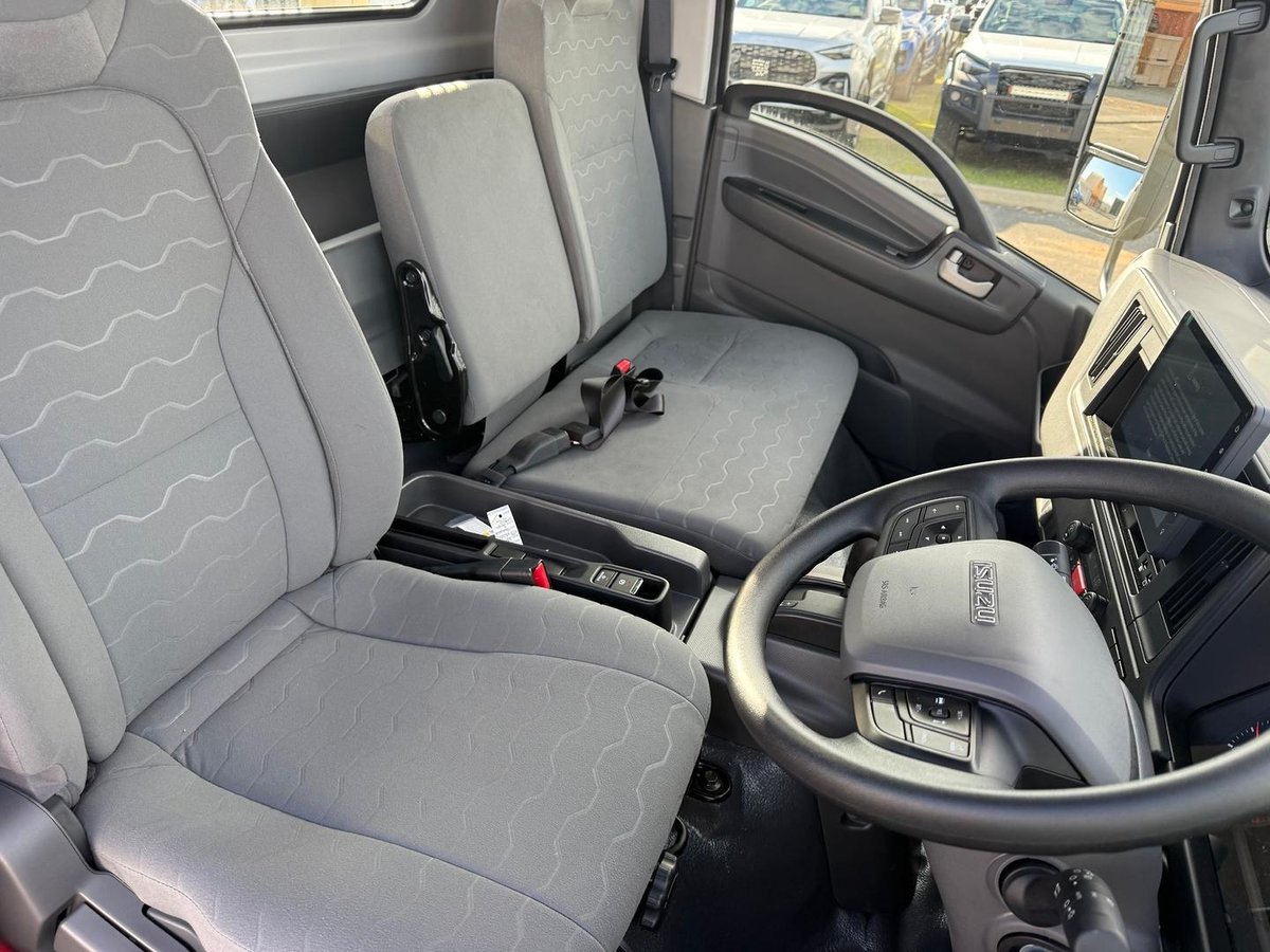 2026 Isuzu N Series NPR 45/65-175 DT D34 Tradepack image 12