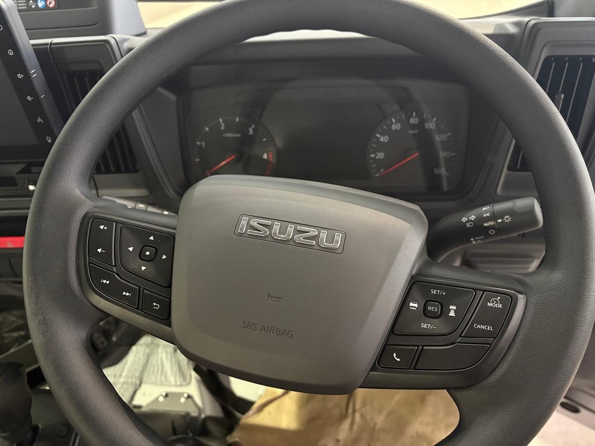 2026 Isuzu N Series image 10