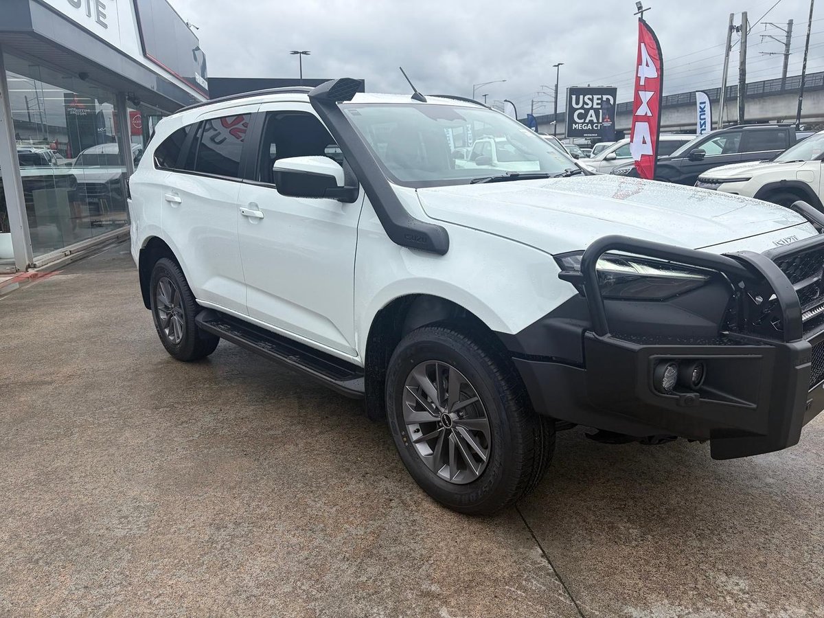 2026 Isuzu MU-X LS-U MY25.5 4X4 Dual Range image 3
