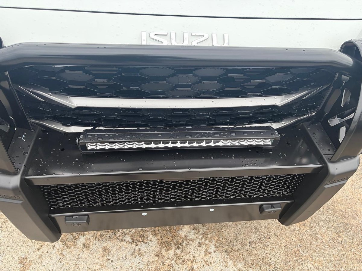 2026 Isuzu MU-X LS-U MY25.5 4X4 Dual Range image 8