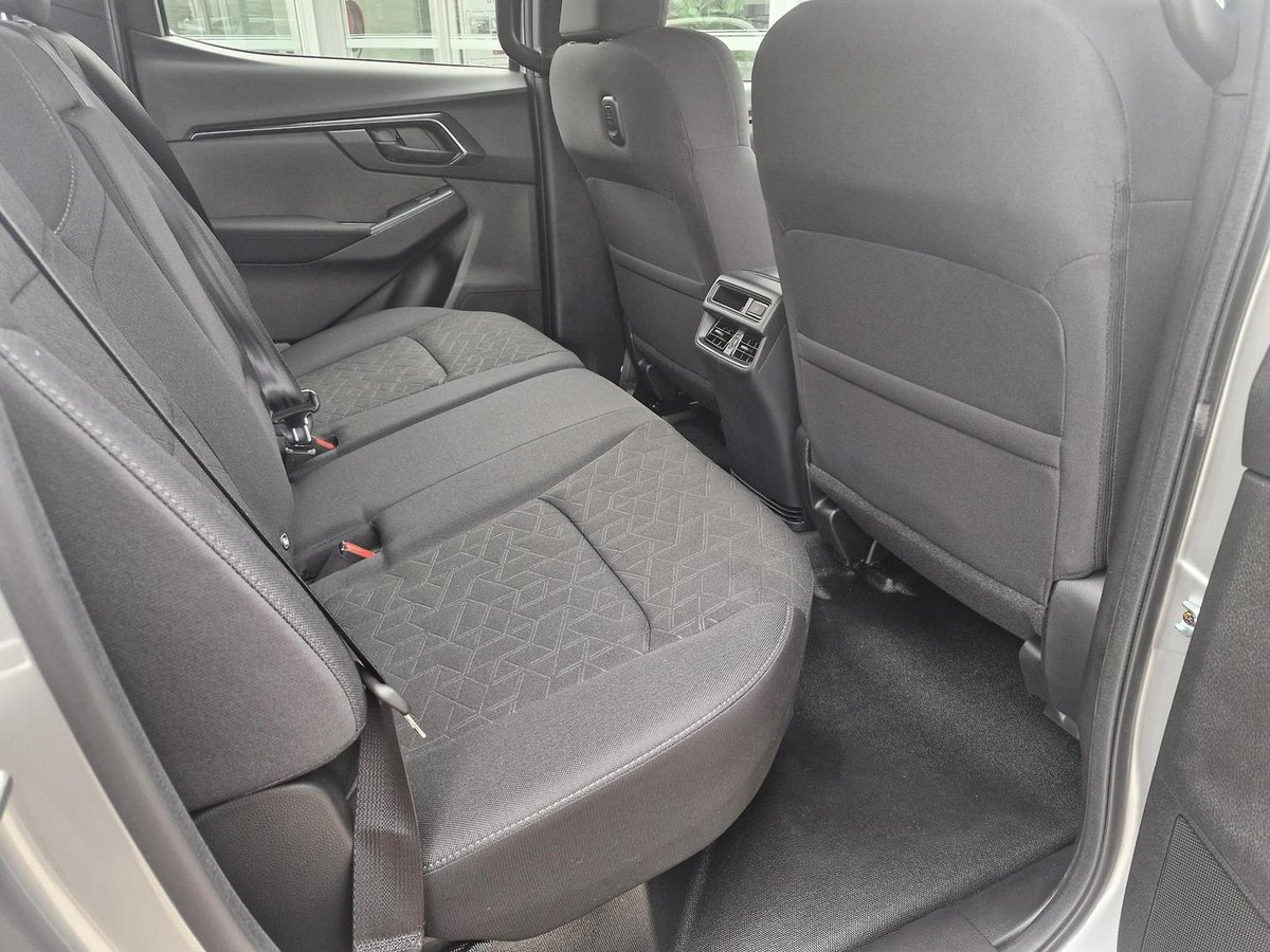 2026 Isuzu D-MAX X-RIDER MY25.5 4X4 Dual Range image 7