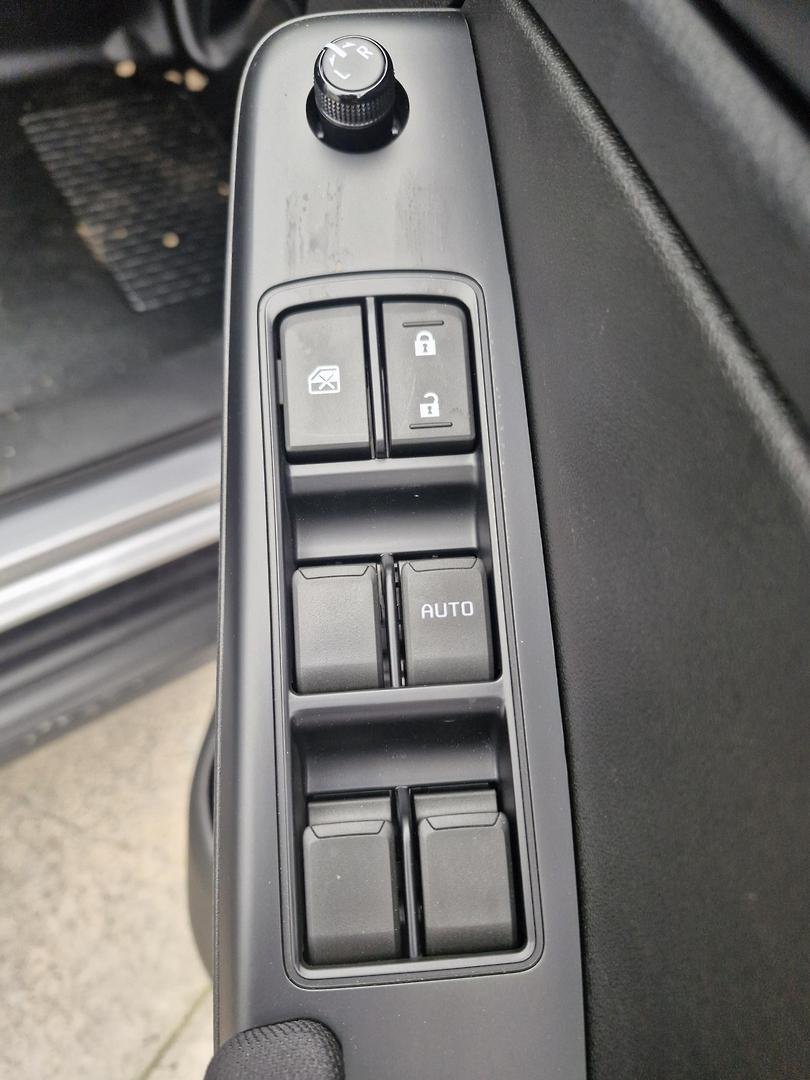2026 Isuzu D-MAX X-RIDER MY25.5 4X4 Dual Range image 17