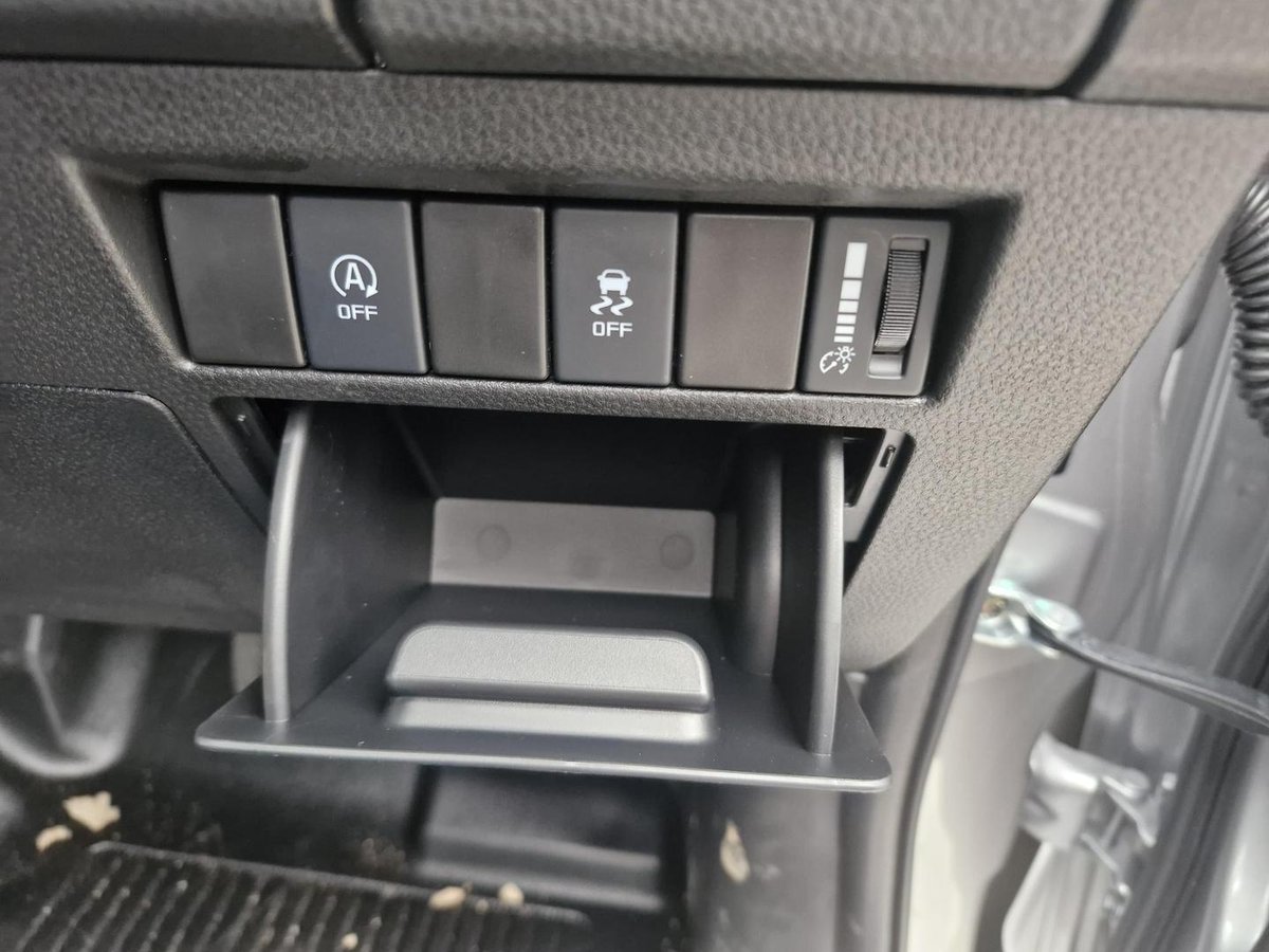 2026 Isuzu D-MAX X-RIDER MY25.5 4X4 Dual Range image 18