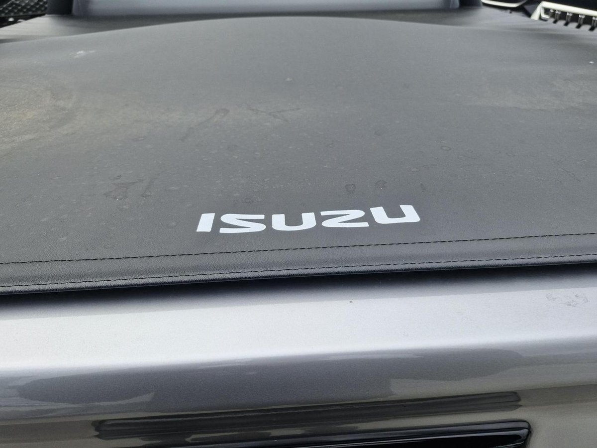 2026 Isuzu D-MAX X-RIDER MY25.5 4X4 Dual Range image 10