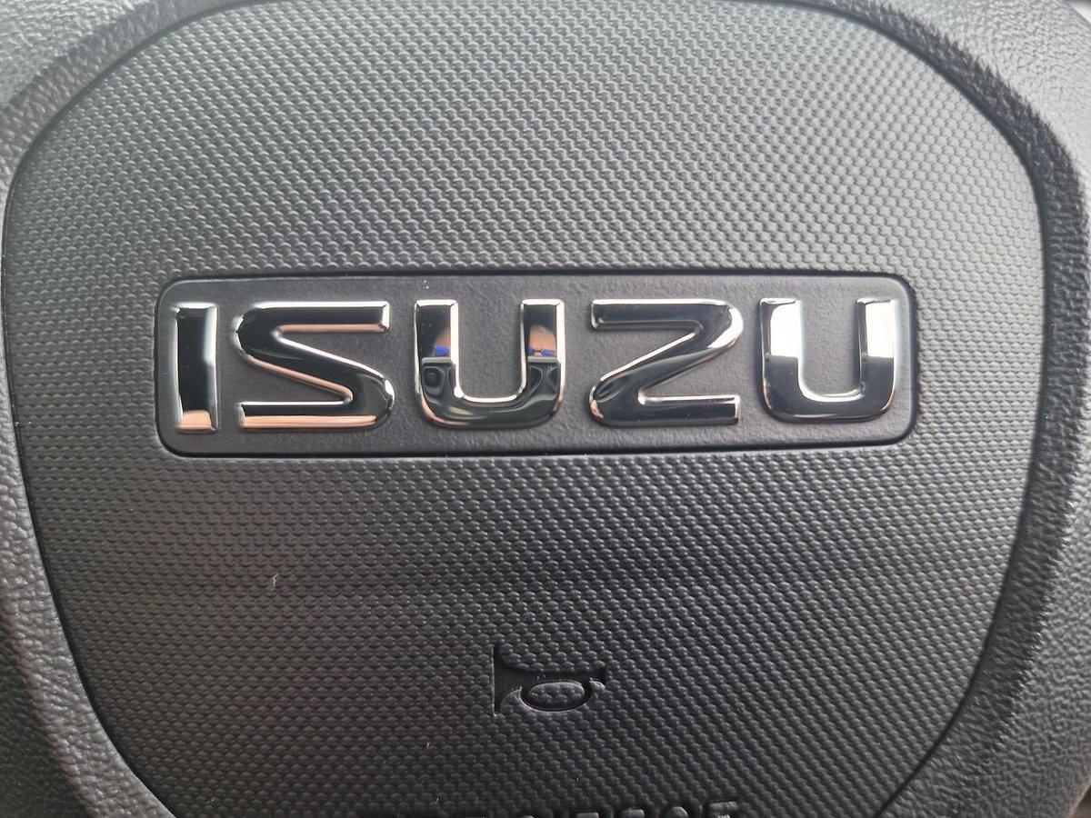 2026 Isuzu D-MAX X-RIDER MY25.5 4X4 Dual Range image 24