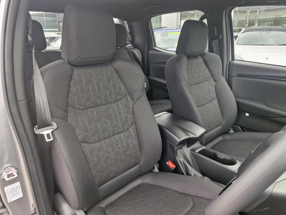 2026 Isuzu D-MAX X-RIDER MY25.5 4X4 Dual Range image 14