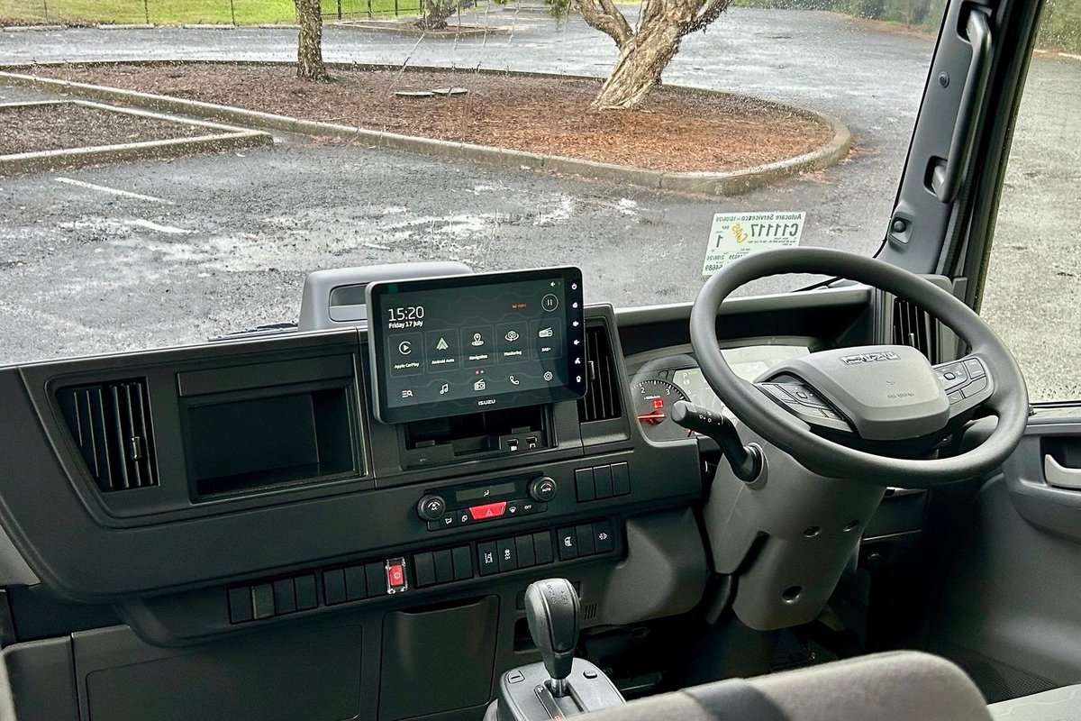 2026 Isuzu N Series NNR 45-150 DT C34 Traypack image 17