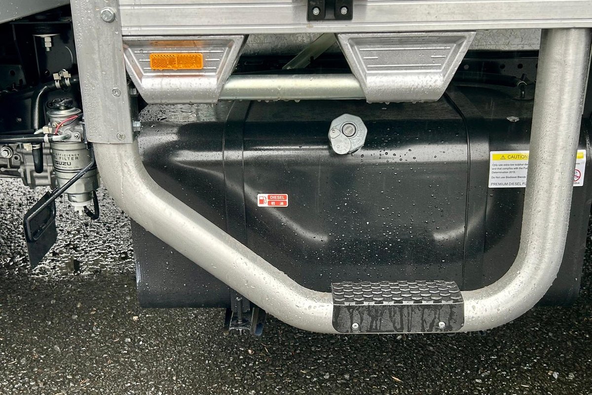 2026 Isuzu N Series NNR 45-150 DT C34 Traypack image 13