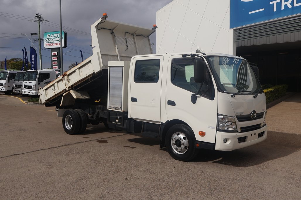 2018 Hino 300 816 image 10