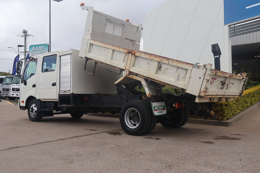 2018 Hino 300 816 image 4
