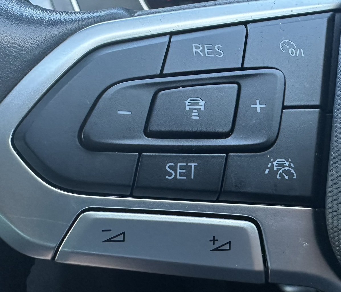 2022 Volkswagen Passat 140TSI Business B8 MY22.5 image 27