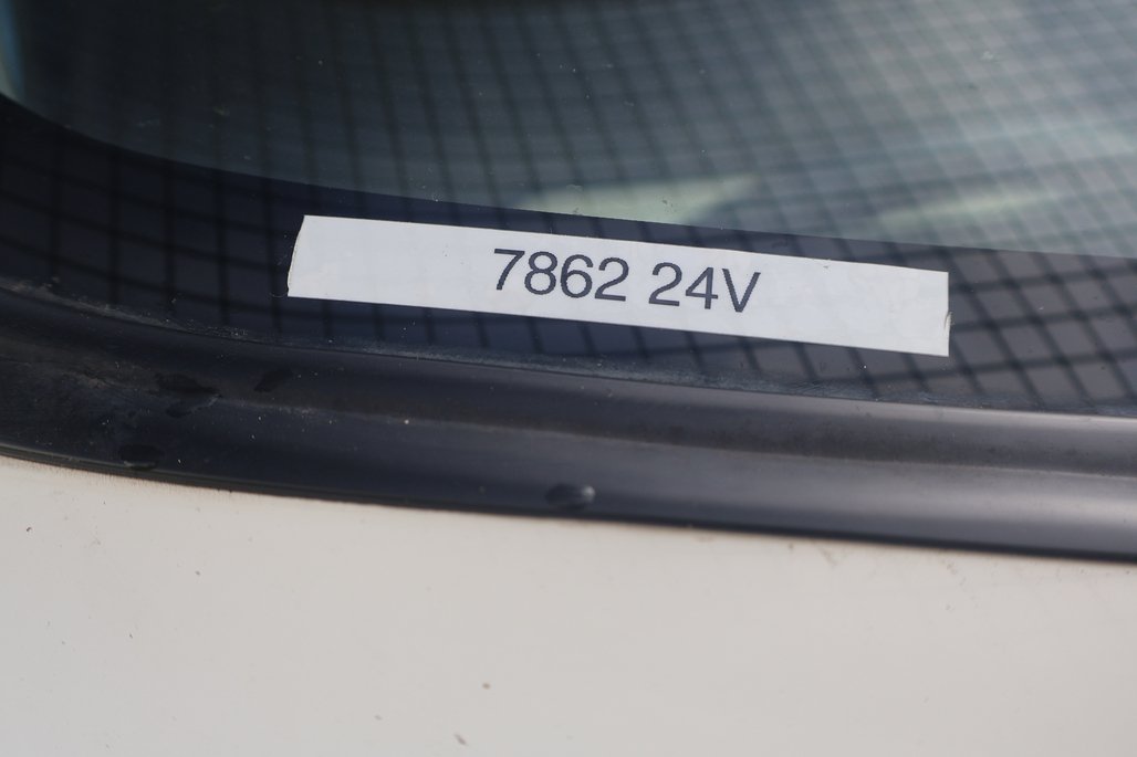2019 Isuzu Npr 75-190 image 14