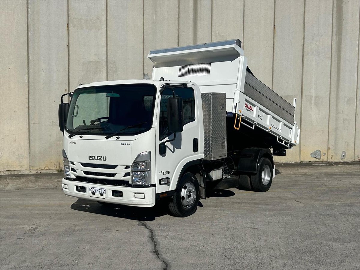 2022 Isuzu N Series
