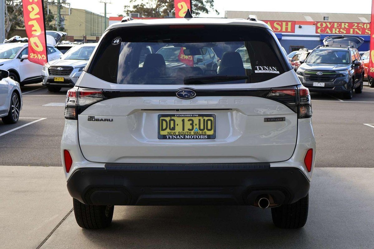 2025 Subaru Forester Hybrid Touring S6 MY26 AWD image 7