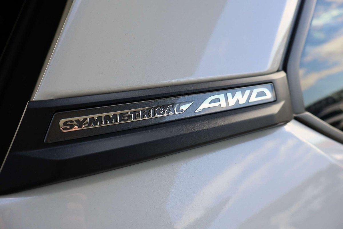 2025 Subaru Forester Hybrid Touring S6 MY26 AWD image 25