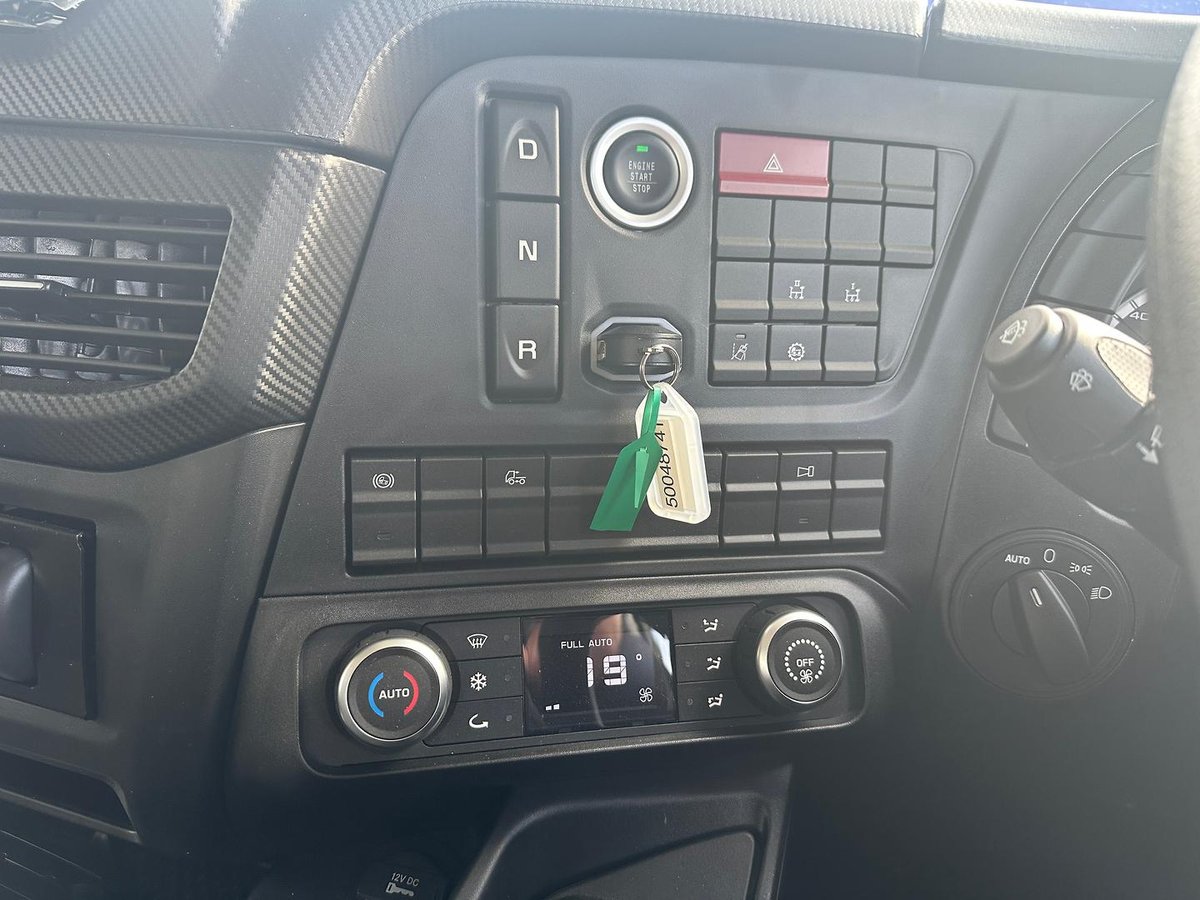 2025 Iveco S-Way AT230 image 19