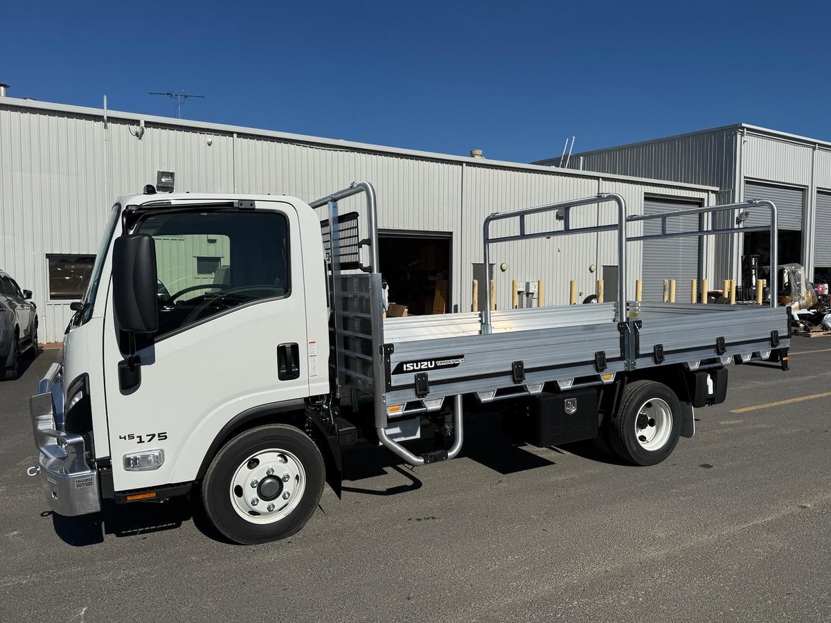 2026 Isuzu N Series NPR 45/65-175 DT D34 Tradepack image 3