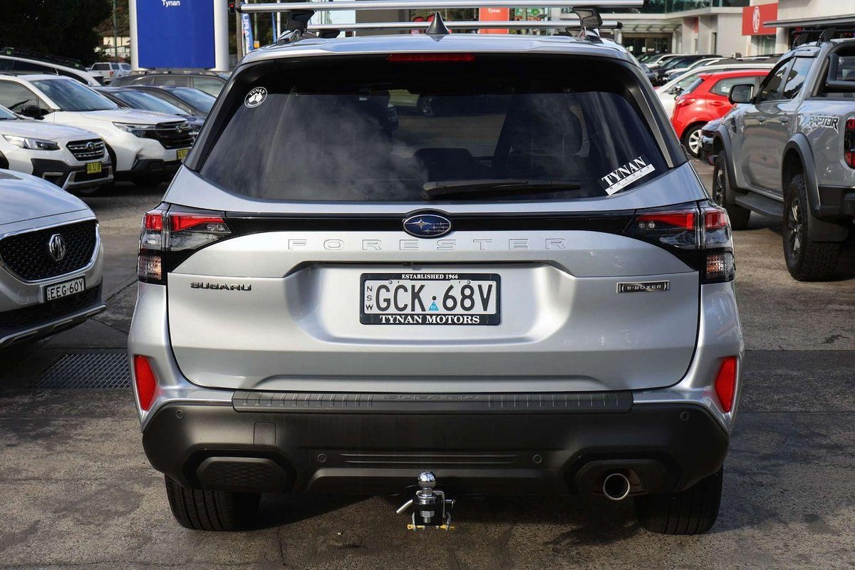 2025 Subaru Forester Hybrid Touring S6 MY26 AWD image 7