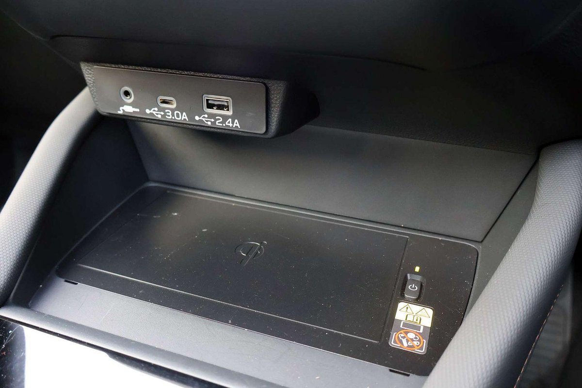 2025 Subaru Forester Hybrid Touring S6 MY26 AWD image 15
