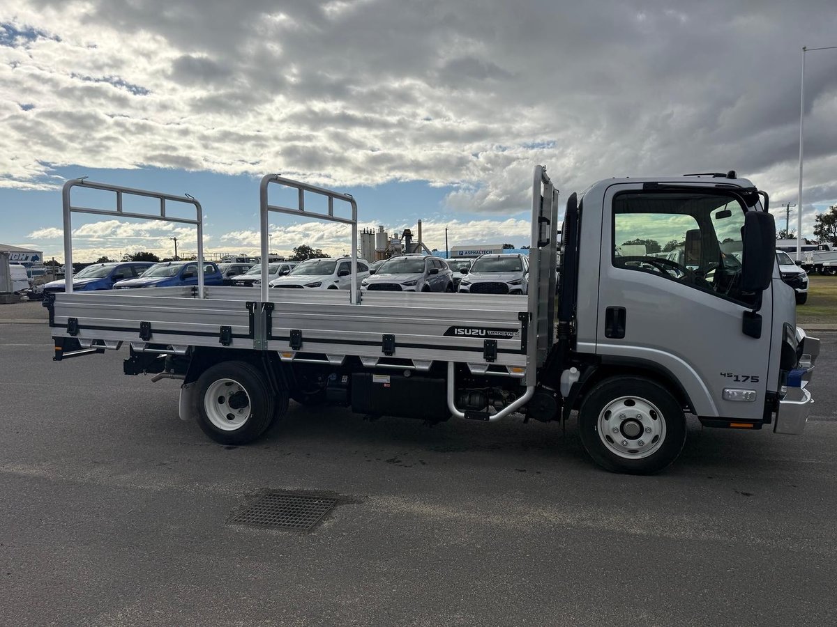 2026 Isuzu N Series NPR 45/65-175 DT D34 Tradepack image 8