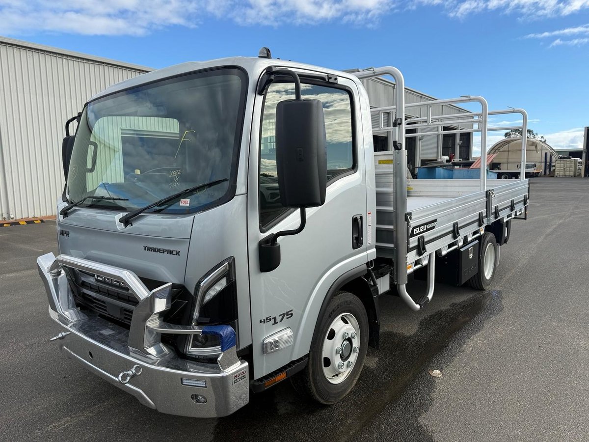 2026 Isuzu N Series NPR 45/65-175 DT D34 Tradepack image 2