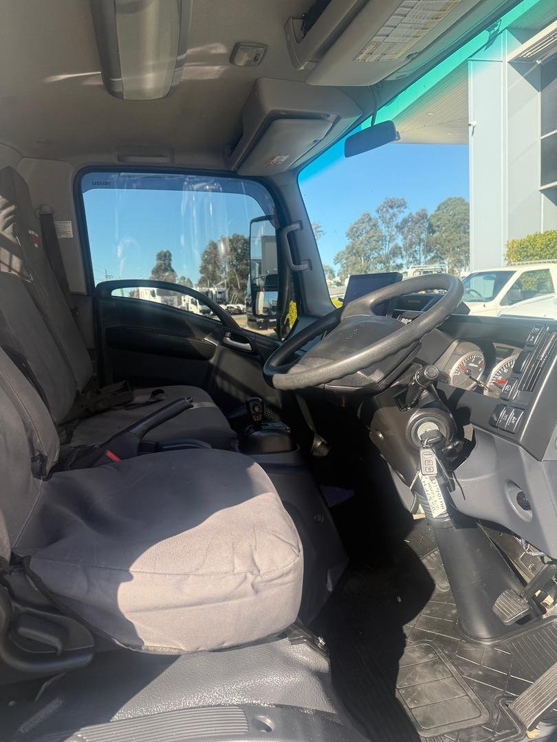 2023 Isuzu N Series NPR 45/55-155 Tradepack image 8