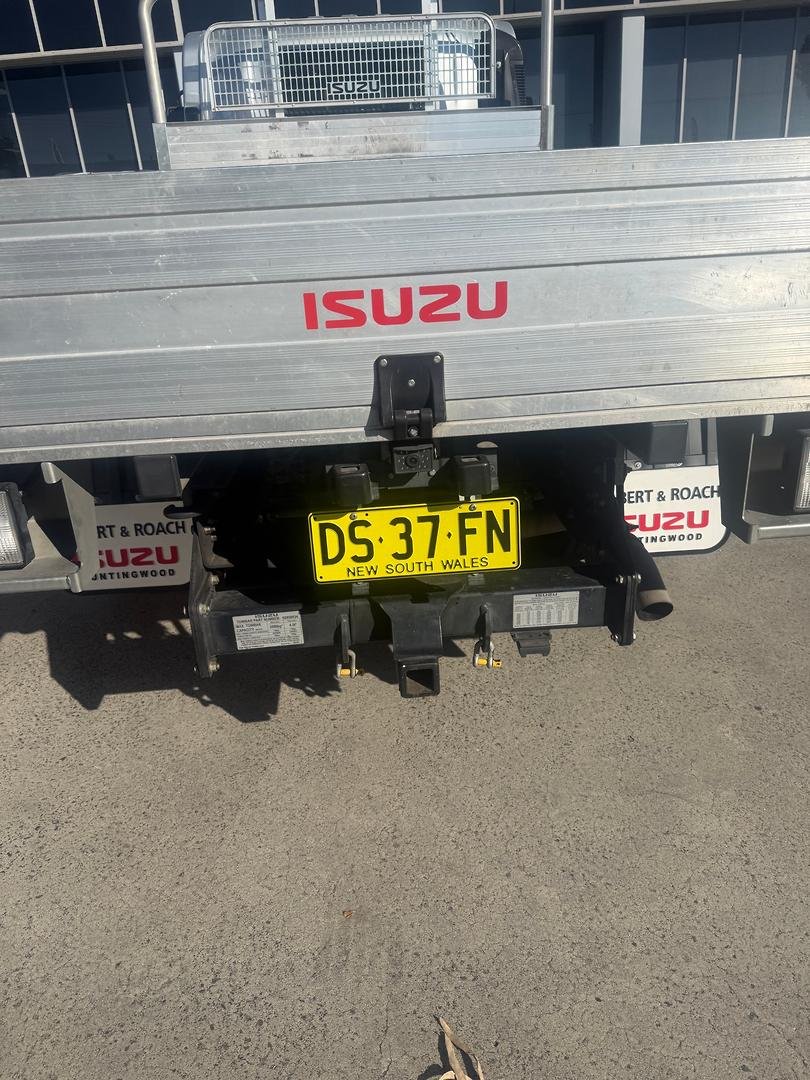 2023 Isuzu N Series NPR 45/55-155 Tradepack image 9