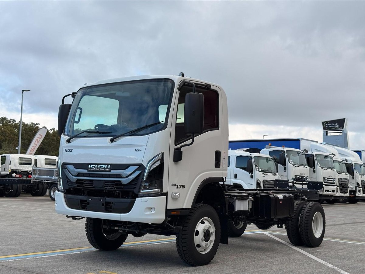 2026 Isuzu N Series image 3