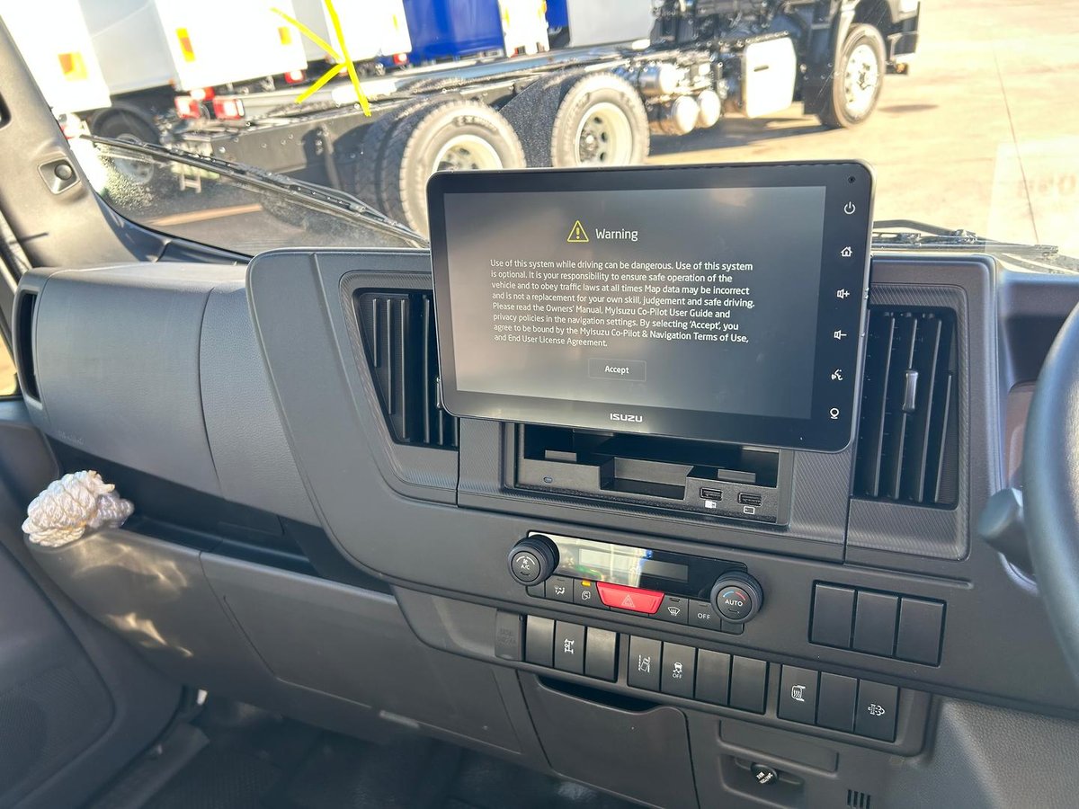 2026 Isuzu N Series image 14