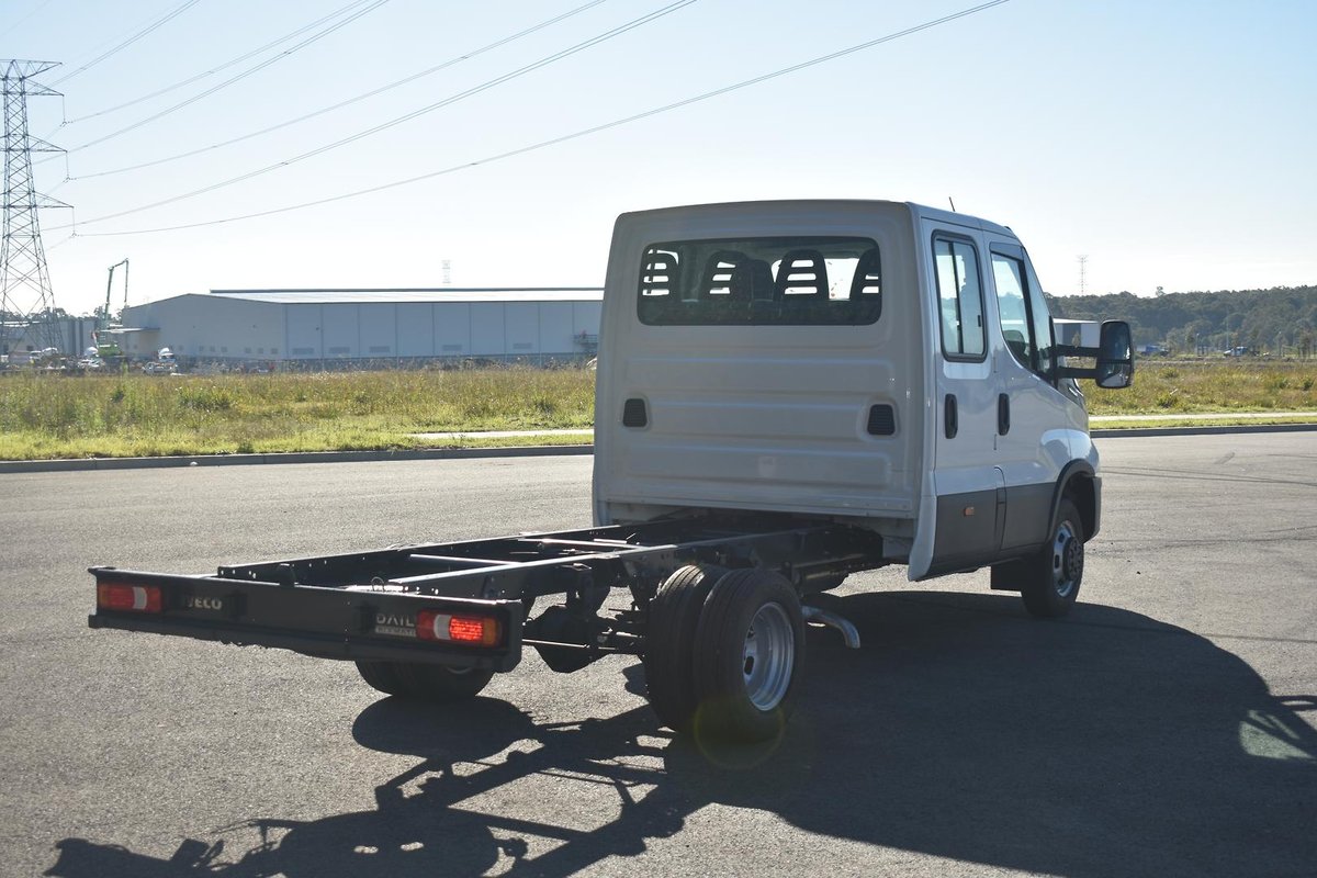 2025 Iveco Daily 50C18 image 9