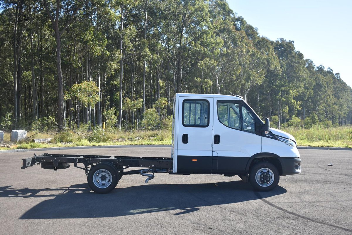 2025 Iveco Daily 50C18 image 10