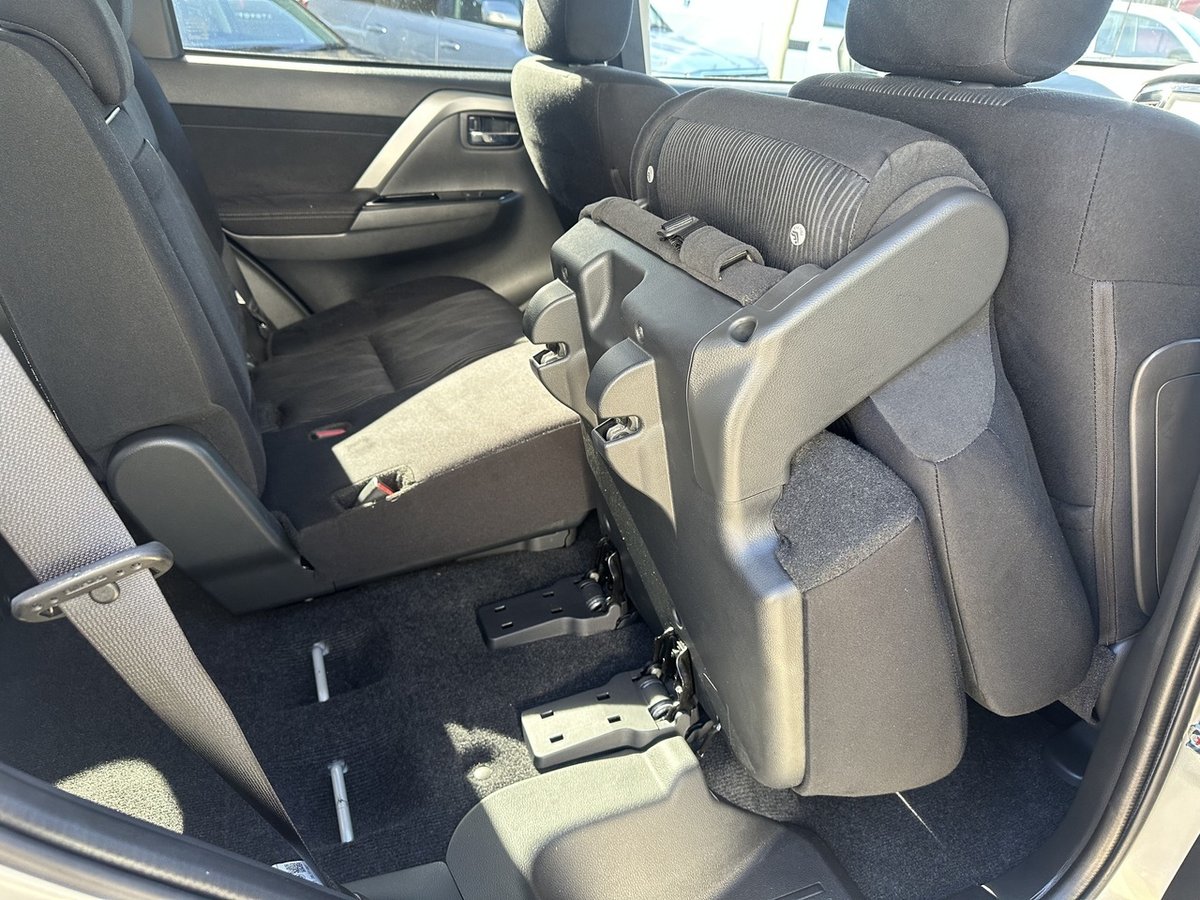 2019 Mitsubishi Pajero Sport Black Edition QE MY19 4X4 Dual Range image 13