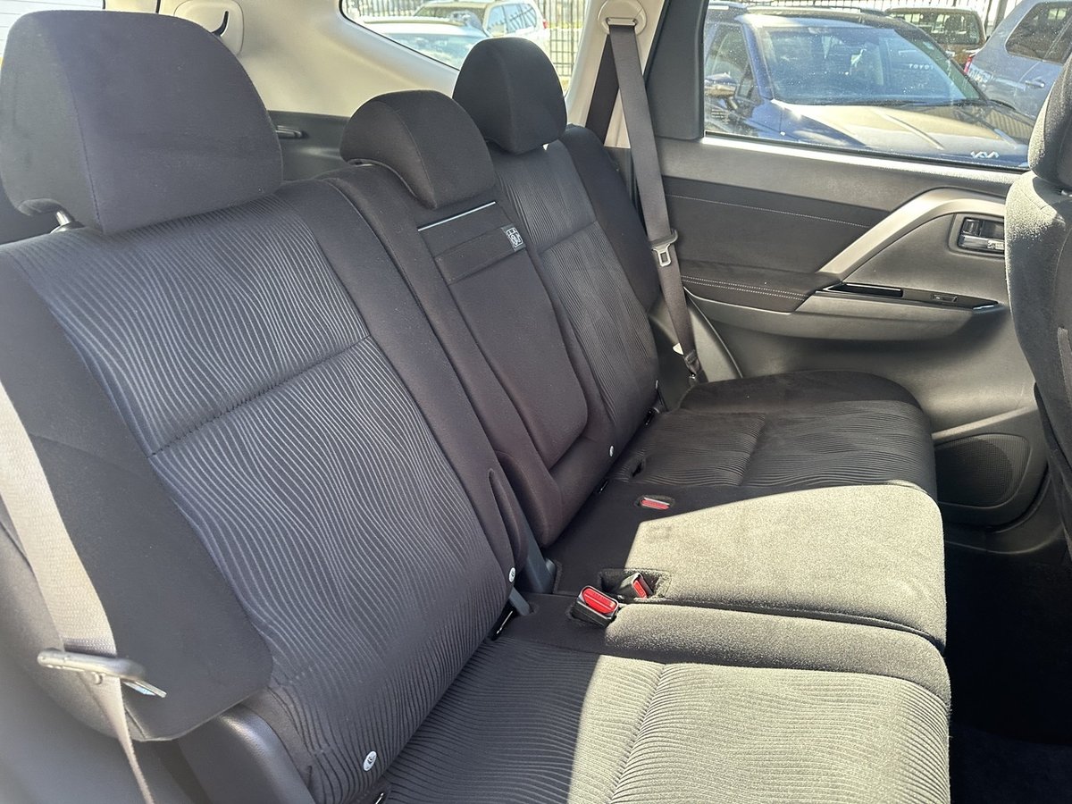 2019 Mitsubishi Pajero Sport Black Edition QE MY19 4X4 Dual Range image 19