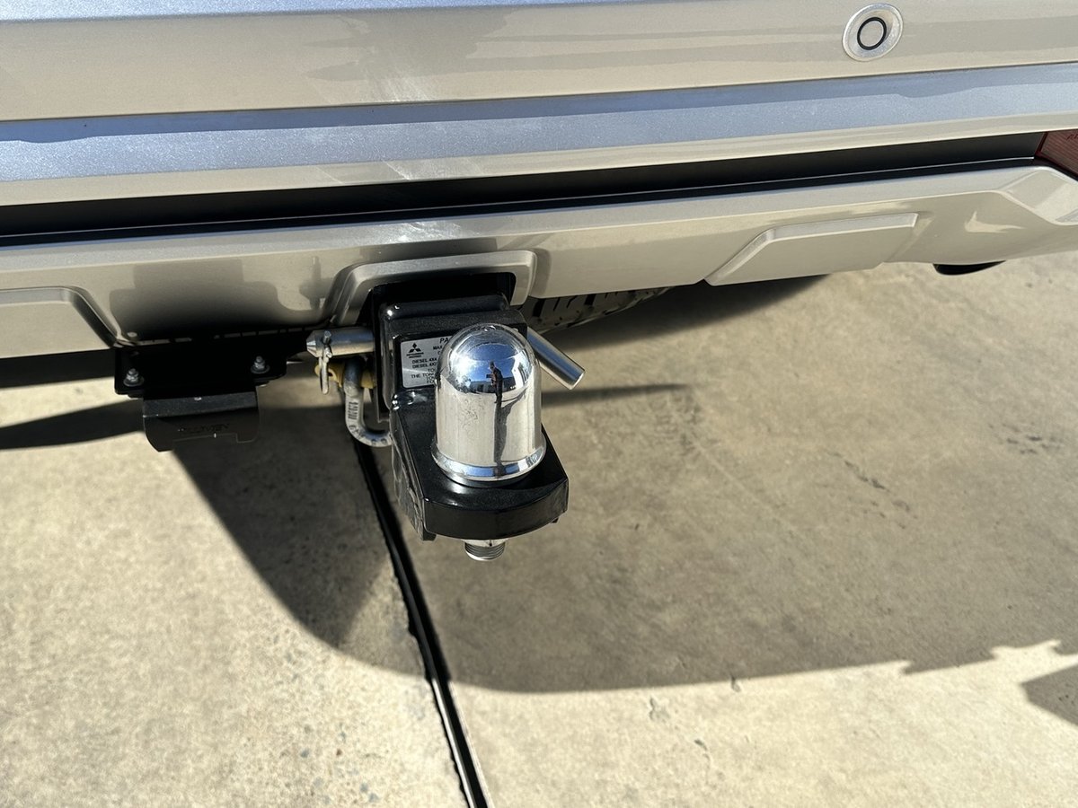 2019 Mitsubishi Pajero Sport Black Edition QE MY19 4X4 Dual Range image 7