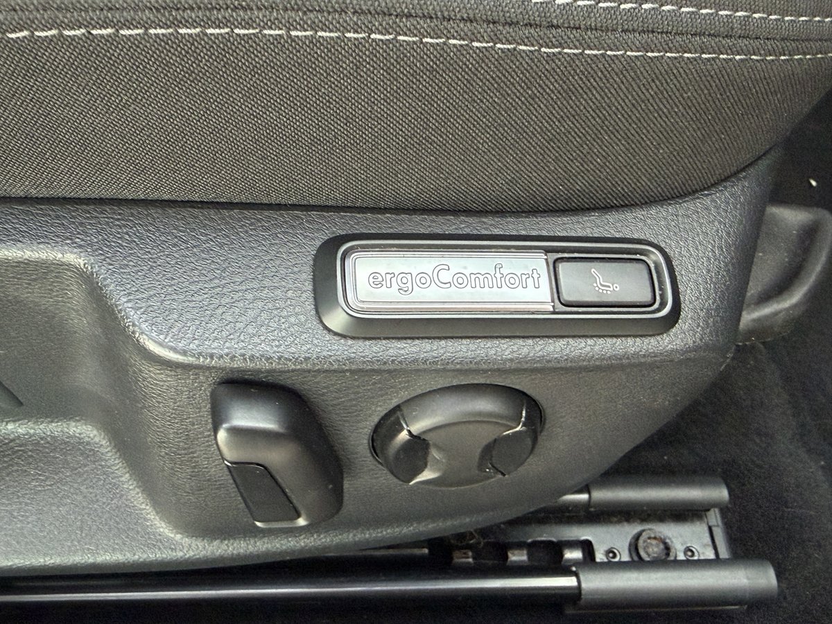 2022 Volkswagen Passat 140TSI Business B8 MY22.5 image 18
