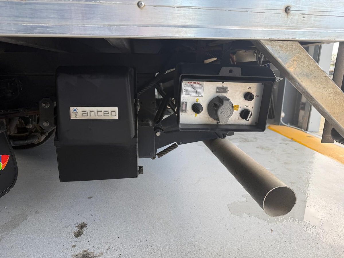 2022 Isuzu N Series NNR 45-150 image 16