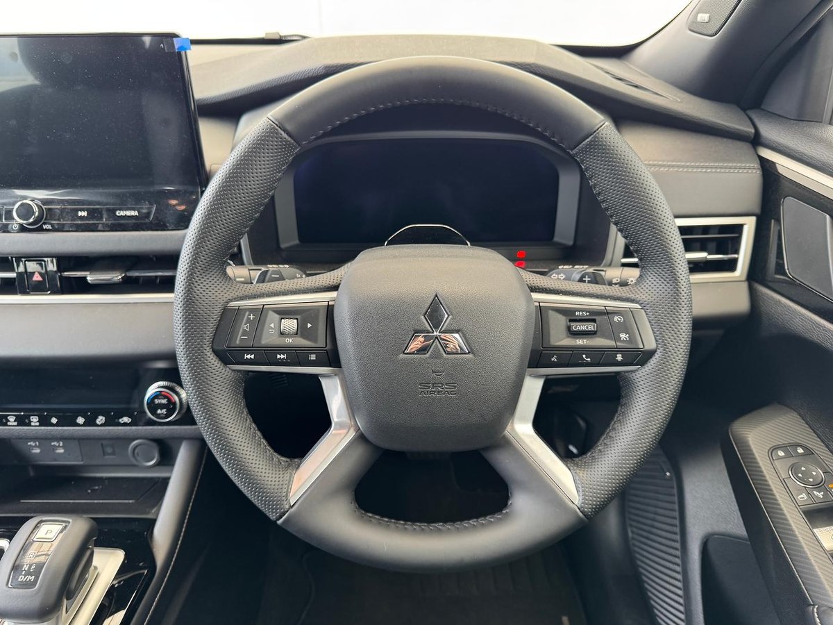 2026 Mitsubishi Outlander Black Edition ZM MY26 image 23